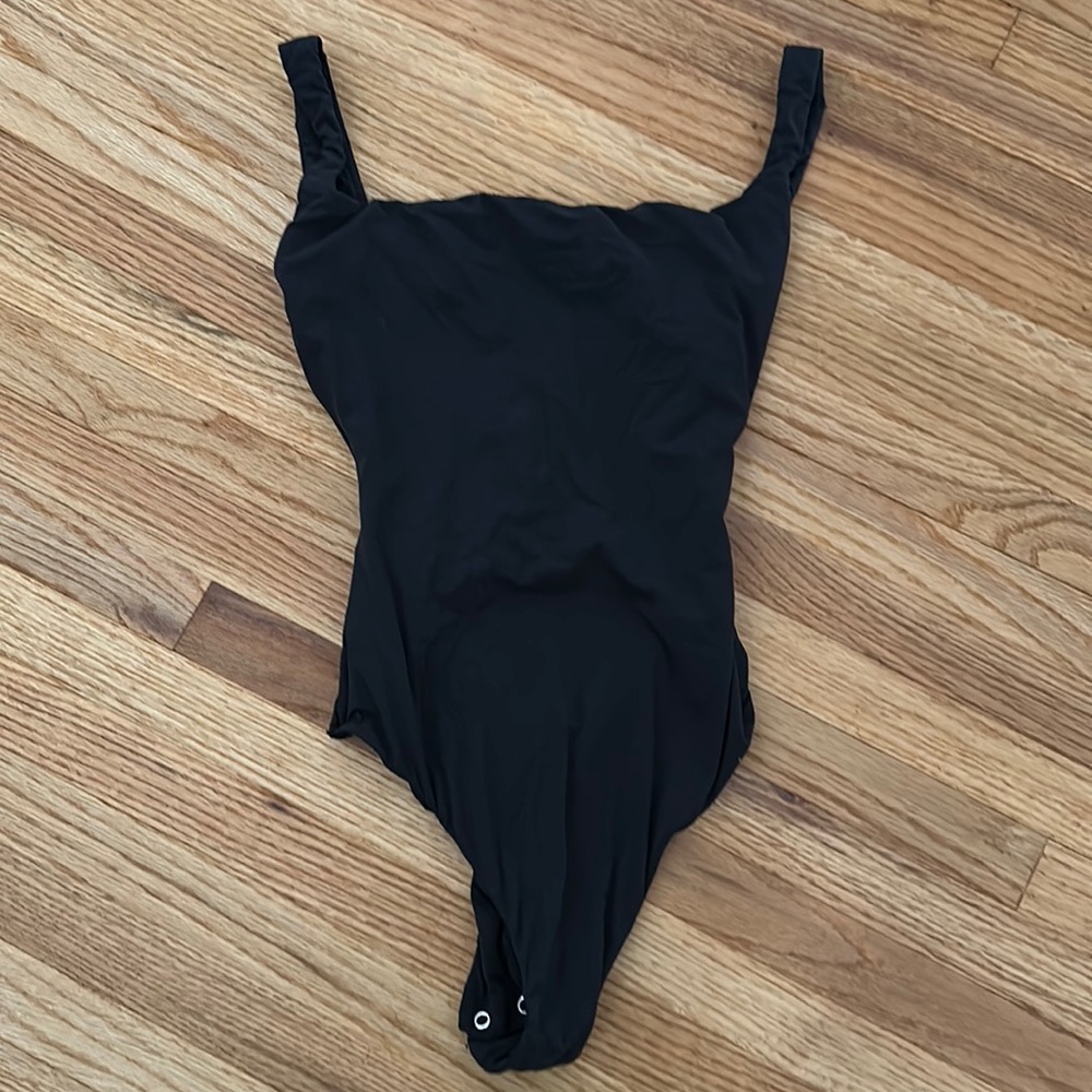 SKIMS Bodysuit
